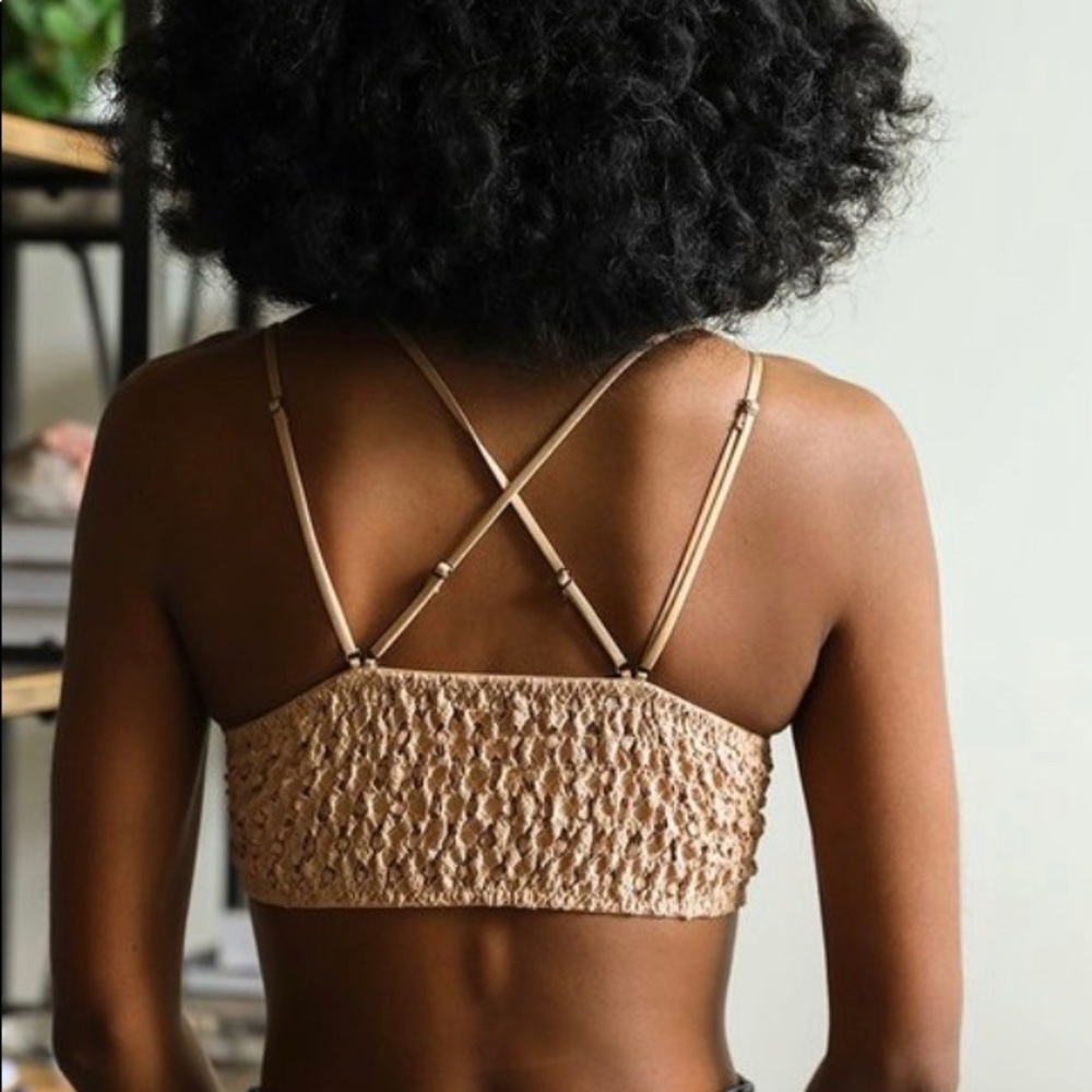 Nude Scalloped Crochet Boho Lace Bralette - Picture 2 of 2